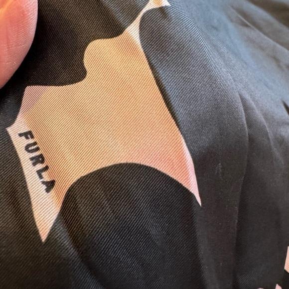 NWOT Furla Silk Made in Italy Printed Scarf Pink Black White Pattern - Picture 7 of 10